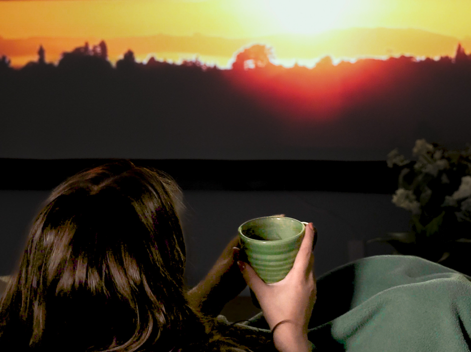 How to Create a Cozy Autumn Home Theater with a Projector (Hygge-Inspired Guide)