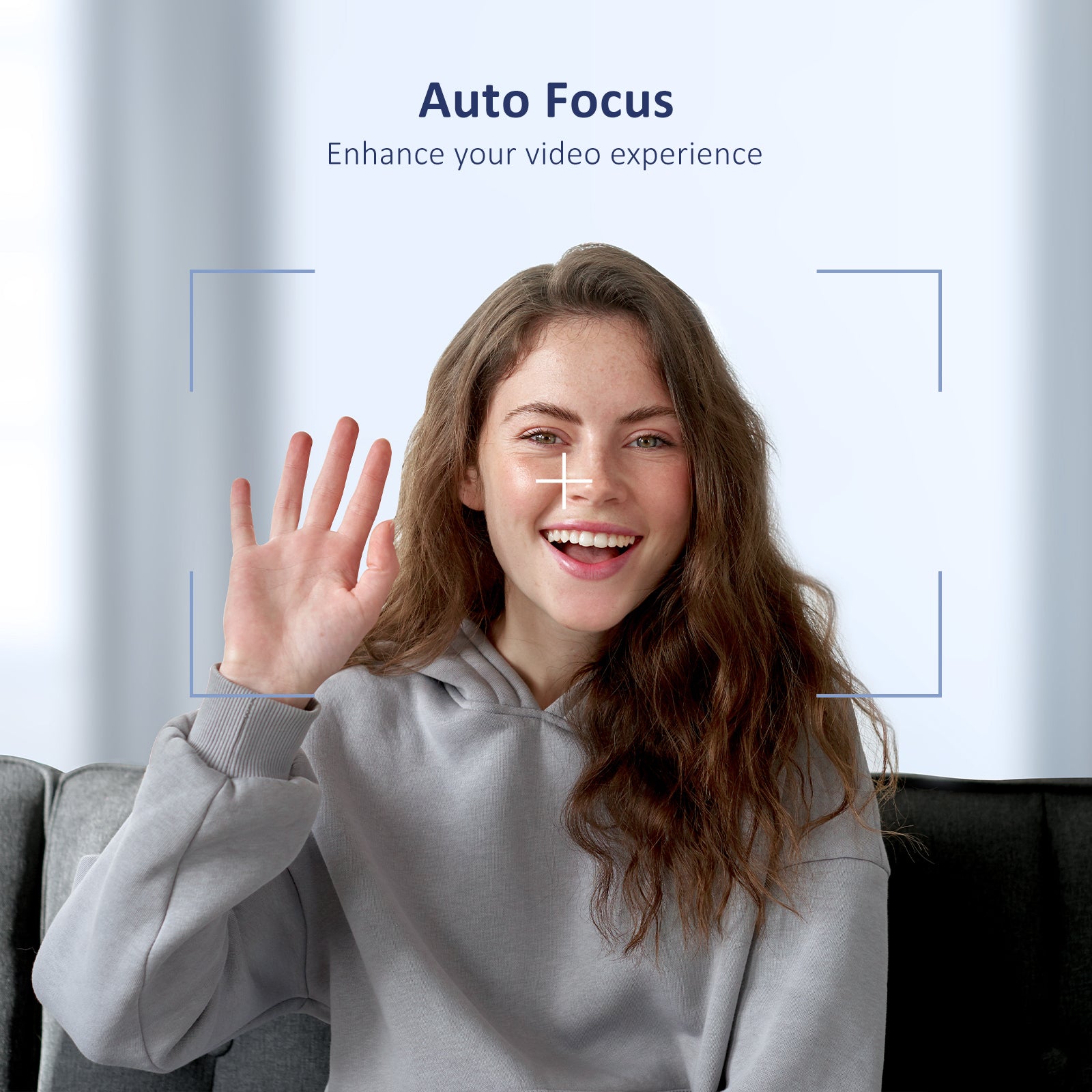 The webcam features auto-focus 